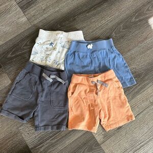 Toddler Boys shorts lot 12-18 m
